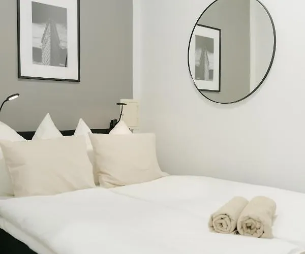 Cozy Perfect For 4-6 Tv Metro Self-checkin *