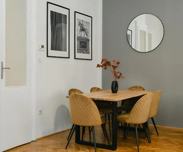 Cozy Perfect For 4-6 Tv Metro Self-checkin Apartment