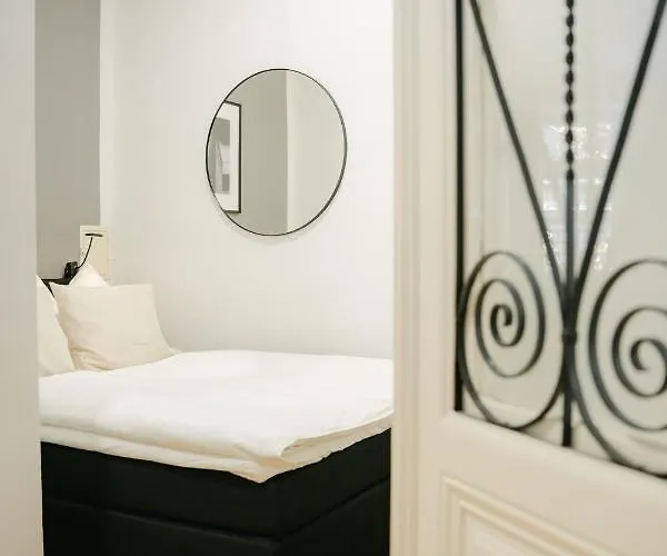 Apartment Cozy Perfect For 4-6 Tv Metro Self-checkin Wien