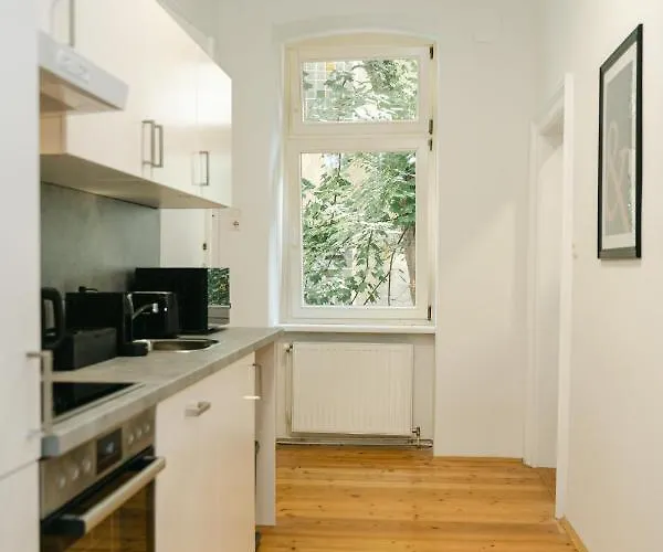 Cozy Perfect For 4-6 Tv Metro Self-checkin * Wien